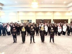 KPU Bone Bolango Lantik 90 Anggota PPK, Adhan Berahim : Ditangan Kita lah Kesuksesan Pemilu