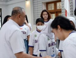Ketum Perbasi Banten Lepas Kontingen Basket Banten U -15 Ke Kejuaraan Nasional