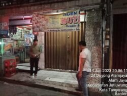 Polsek Jatiuwung Gelar Operasi Obat Keras Daftar G di Toko Obat