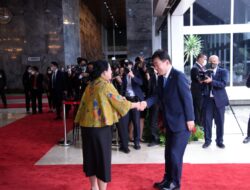 Puan Maharani Ajak Ketua Kim Jin -Pyo Keliling Gedung DPR
