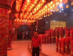 800 Lampion Hiasi Malam Imlek di Vihara Nimmala Tangerang