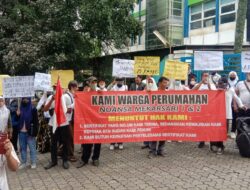 Sertifikat SHGB Tak Kunjung Diberikan, Warga Nuansa Rajeg Tangerang Geruduk BTN Cikokol