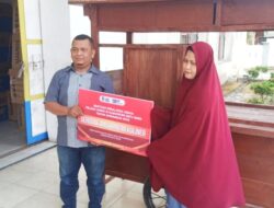 Dorong Pertumbuhan Ekonomi Melalui Usaha Kecil,Kadis UMKM Kabupaten Batu Bara Salurkan Bantuan Peralatan Usaha