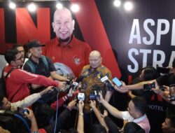 La Nyalla Berkomitmen Majukan Sepak Bola Indonesia