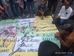 Forwat Dan KJK Gelar Aksi DamaiSuarakan Kebebasan Pers di HPN 2023