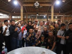 Sinergi Dengan Seluruh Elemen Masyarakat, Kapolres Mojokerto Ngopi Bareng LSM