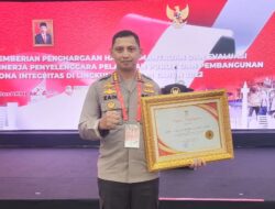 Polres Metro Kota Tangerang Dapat Penghargaan Pelayanan Prima Dari MenPan RB