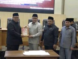 Bupati Sukabumi Sampaikan Keputusan Tiga Raperda Pada Paripurna DPRD