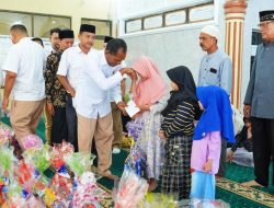 PT. PIM Bagikan Santunan dan Paket Lebaran Bagi Ratusan Anak Yatim Desa Lingkungan