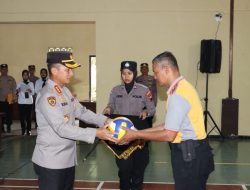 Jalin Sinergitas Polresta Magelang Gelar Turnamen Bola Voly Tiga Pilar