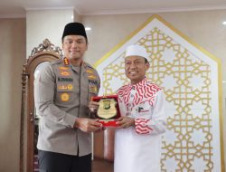 Ustadz Das’at Latif Beri Pembekalan Rohani Bagi Anggota Polri di Polres Metro Jakarta Barat