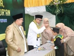 Bupati Sukabumi Hadiri Wisuda Santri SMK Azzaiyyah