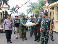 Danramil 06/KD Bawa Personil Datangi Polsek Kalideres