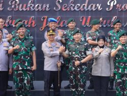 Hari Bhayangkara kKe -77, Polres Metro Tangerang Kota Dapat Surprise Dari Batalyon Infanteri Mekanis 203/AK Tangerang
