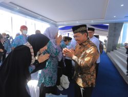 Sambut Kepulangan Jemaah di Asrama Haji Cipondoh, Sachrudin: Terimakasih Telah Menginspirasi Kami