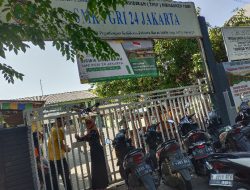 Konflik Lahan Sekolah, Gerbang SMK PGRI 24 Kalideres Digembok