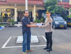 Kapolsek Karawaci Beri Penghargaan Anggota Terbaik Setiap Bulan