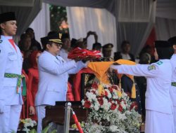 Pimpin Upacara HUT Ke -78, Arief: Jadikan Momen HUT dan Semangat Para Pahlawan Untuk Pembangunan Kota Lebih Maju