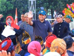 Lepas Gerak Jalan, Arief Ingatkan Warga Ciledug Agar Semakin Peduli Lingkungan