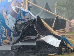 Hujan Angin Panggung MTQ Tempat Paduan Suara Roboh Luluh Lanta