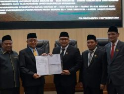 Wabub Sukabumi Hadiri Paripurna DPRD, Bahas Agenda PAW Dan Penandatanganan Nota Kesepahaman KUA – PPAS Perubahan