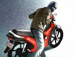 Panik Aksinya Dipergoki Warga, Dua Pelaku Curanmor di Cipondoh Dibekuk Polisi