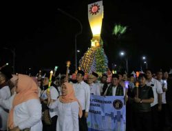 Pawai Obor Elektrik Dan Gunungan Meriahkan Pembukaan Festival Maulid 2023