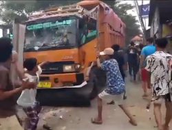 Anak 7 Tahun Tewas Terlindas Truk Tanah di Tangerang