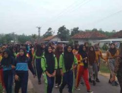 HUT PGRI Ke-78 Ratusan Guru Ikuti Jalan Sehat Yang Digelar PGRI Cabang Gunung Agung