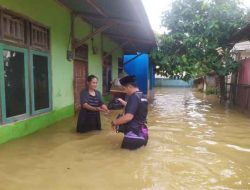 HIPMI Bungo dan AMM Gelar Aksi Sosial Membantu Korban Banjir