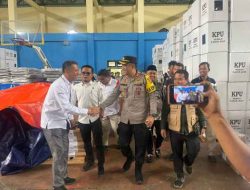 Hari Pertama Kerja Kapolres Sarolangun AKBP Budi Prasetya Cek Gudang Logistik KPU