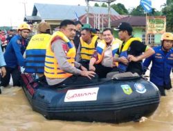 PJ Bupati Bachril Bakri Tinjau Tiga Lokasi Banjir di Kabupaten Sarolangun