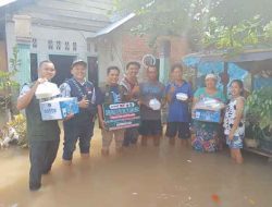 PT Mestindo dan PT BCT, Pupuk Laoying ” Mesti Peduli ” Salurkan Bantuan Korban Banjir