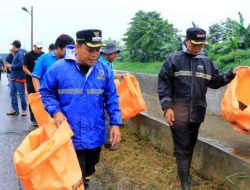 Ikuti Bebersih Sungai, Nurdin Harapkan Aksi Nyata Warga