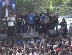 Ribuan Masyarakat Tumpah Ruah Menyaksikan Hiburan Rakyat HUT Ke-20 Yang di Gelar Pemkab Oku Selatan