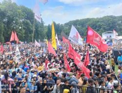 Ribu Pendukung Prabowo Gibran Padati Alun-alun Kota Tangerang