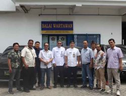 Camat Palmerah Ajak Warganya Pertahankan Tradisi dan Tingkatkan Kepedulian Sosial