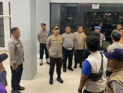 Pastikan Logistik Pemilu Aman, Kapolres Cek Kesiapan Personel Pengamanan di Gudang PPK