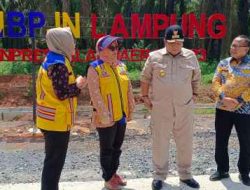 Pastikan Jalan Provinsi Diperbaiki, Sulpakar Ajak Gubernur Lampung Ke Desa Wiralaga
