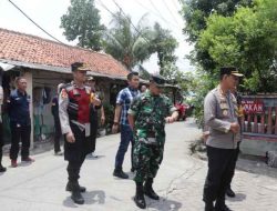 Pantau 11 PSL di Tangerang, Kapolres Pastikan Masyarakat Gunakan Hak Pilih Dengan Aman