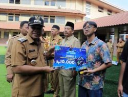 Serahkan Award Video, Dr. Nurdin : Terus Tingkatkan Kreatifitas dan Berkarya Untuk Kemajuan Kota