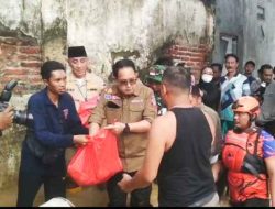 Dandim Bangkalan Dampingi Pj Gubernur Jatim Tinjau Banjir Di Blega Dan Arosbaya : Kami Selalu Ada Buat Masyarakat
