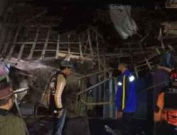 Akibat Diguyur Hujan Lebat, Satu Rumah di Kampung Pasir Bentik Roboh