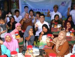 Idul Fitri 1445 H, Yayasan Wijaya Peduli Bangsa Salurkan Paket Sembako di TPST Bantar Gebang