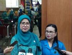 Ketua TP PKK Apresiasi Kegiatan Seminar Cegah Stunting Oleh IKWI Jakbar