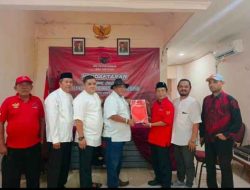 Pencalonan Wali Kota di DPC PDI Perjuangan Kota Tangerang Tim Pemenangan Maryono Hasan Ambil Formulir