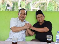 Ketua KUD Karya Mukti, Riswanto Sambut Hangat Kehadiran Jumiwan Aguza di Kediamannya