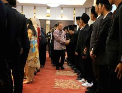 39 Anggota Panwaslu Kecamatan Dilantik, Dr. Nurdin : Pegang Teguh Aturan dan Jaga Integritas