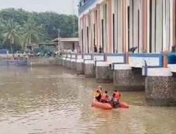 Diduga Dikejar Gerombolan Gangster. Seorang Pemuda Nekat Melompat Ke Sungai Cisadane