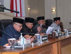Paripurna DPRD Kabupaten Sukabumi Penyampaian Pandangan Umum Fraksi dan Nota Pengantar Bupati